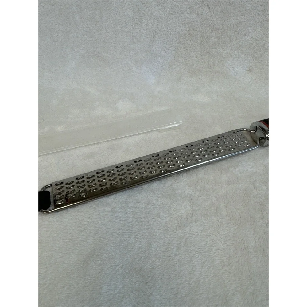 Farberware‎ Grater Zester With Cover Black Red Kitchen Tool Gadget